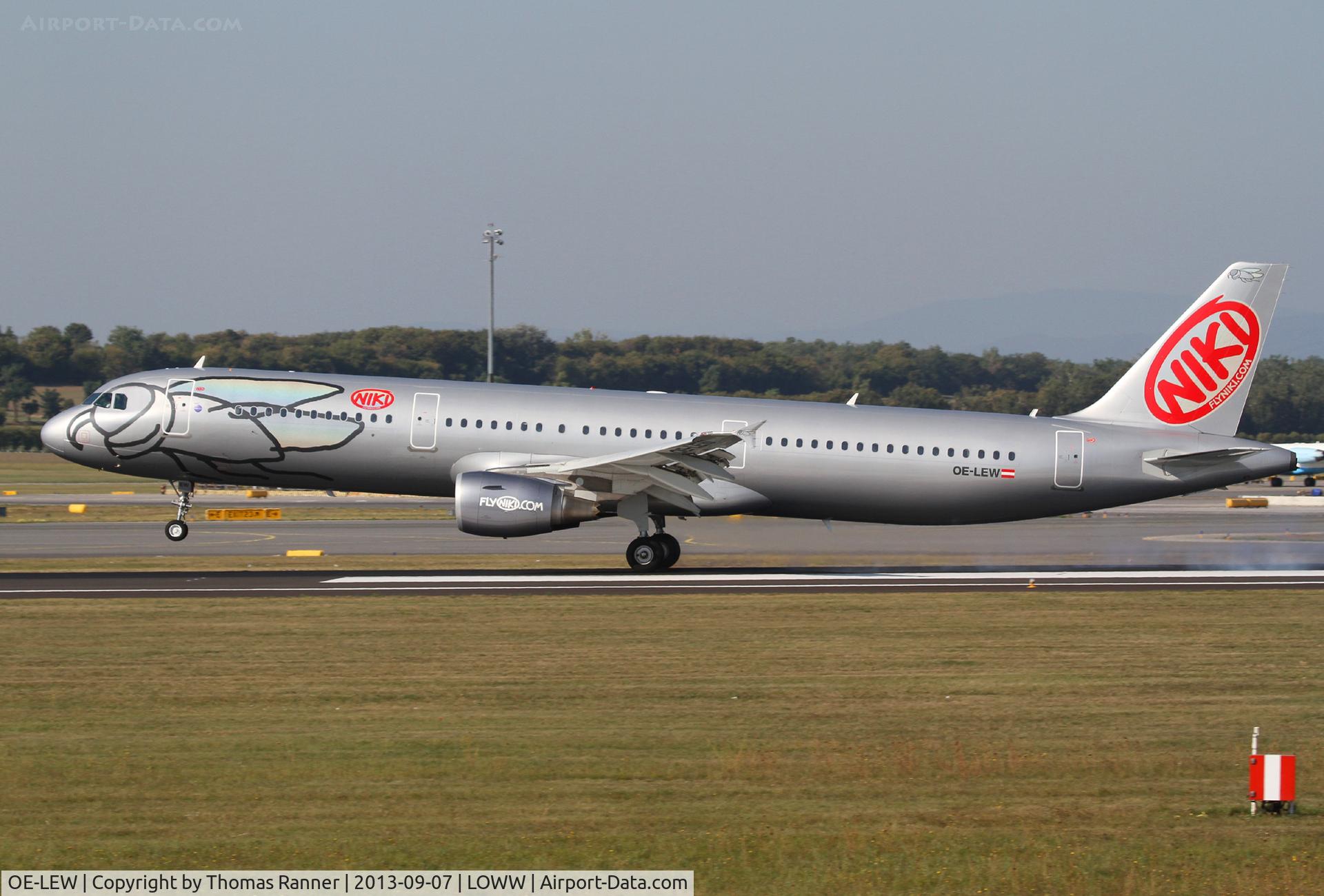 OE-LEW, 2011 Airbus A321-211 C/N 4611, Niki A321