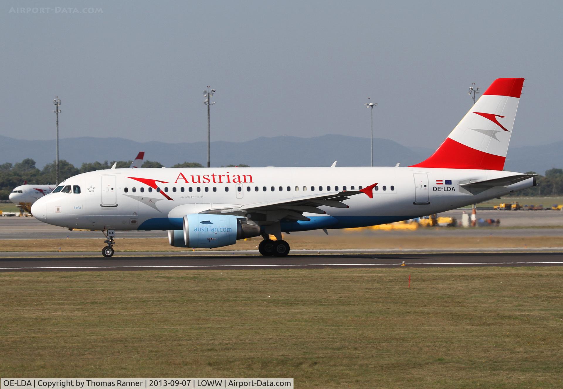 OE-LDA, 2004 Airbus A319-112 C/N 2131, Austrian A319