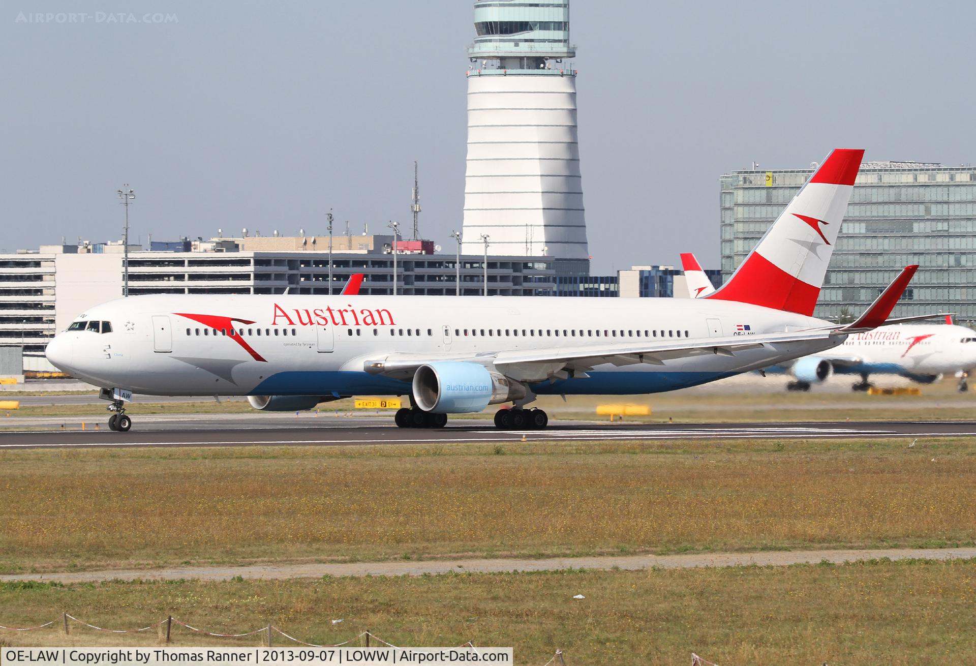 OE-LAW, 1992 Boeing 767-3Z9/ER C/N 26417, Austrian B767