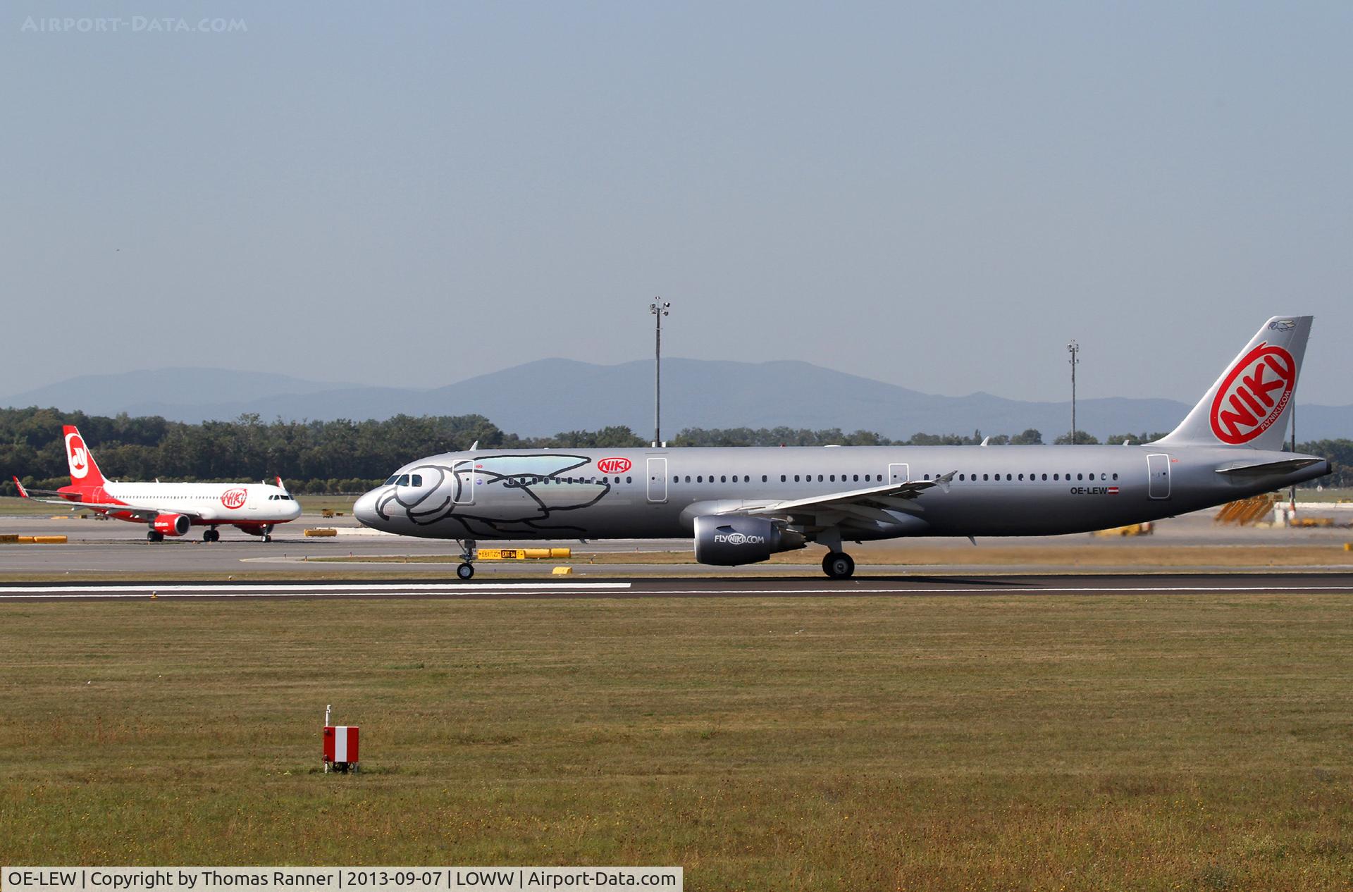 OE-LEW, 2011 Airbus A321-211 C/N 4611, Niki A321