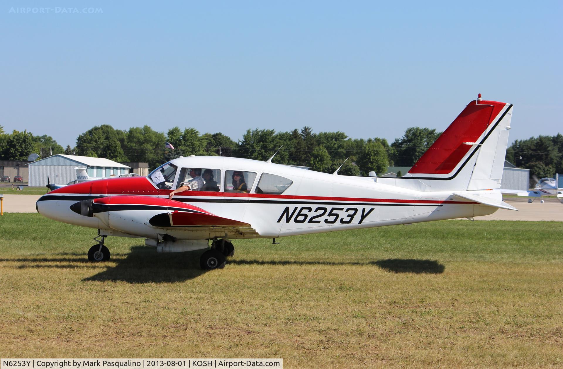 N6253Y, 1966 Piper PA-23-250 C/N 27-3491, Piper PA-23-250