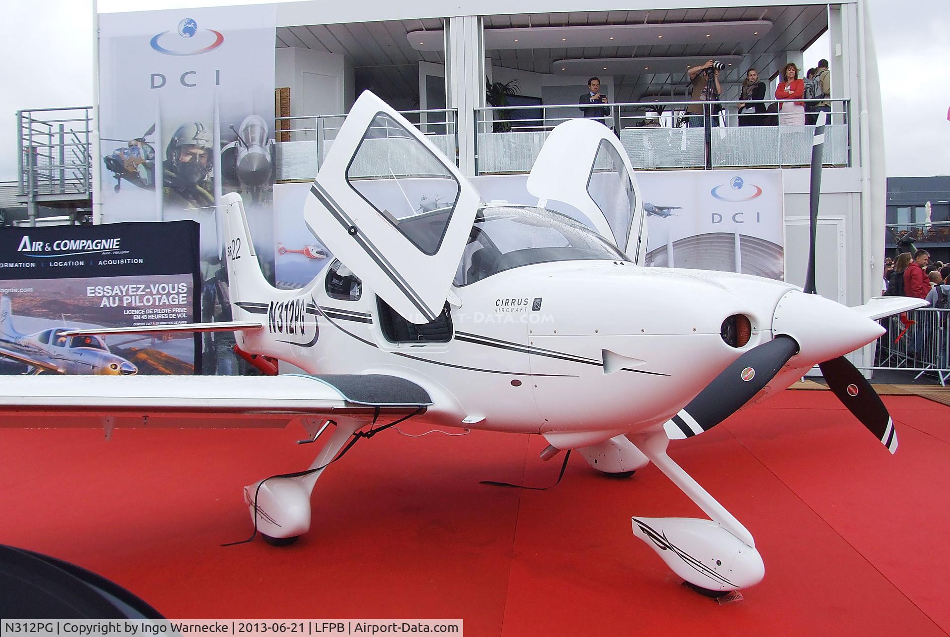 N312PG, Cirrus SR22 C/N 3934, Cirrus SR22 at the Aerosalon 2013, Paris