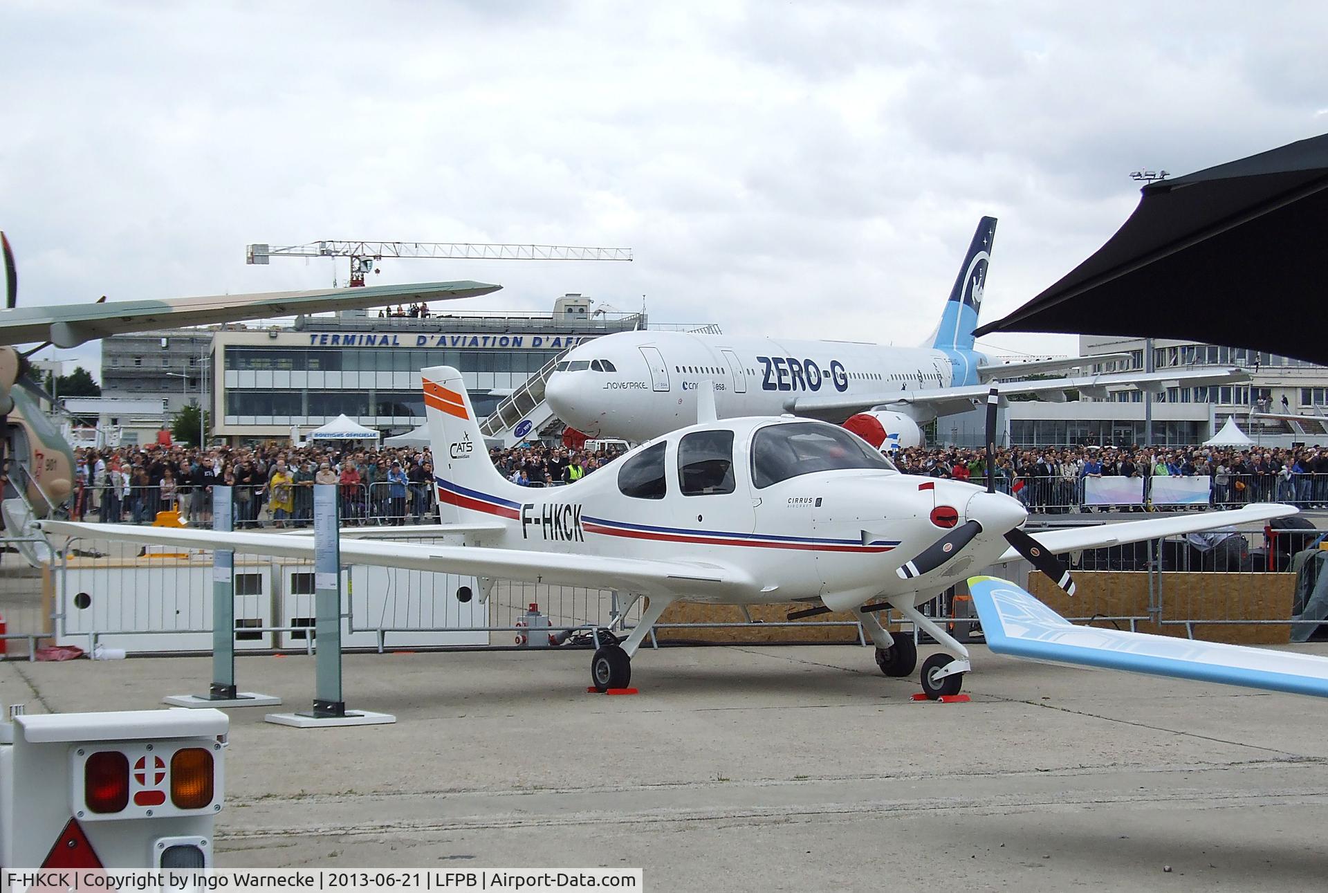 F-HKCK, Cirrus SR20 C/N 2192, Cirrus SR20 at the Aerosalon 2013, Paris