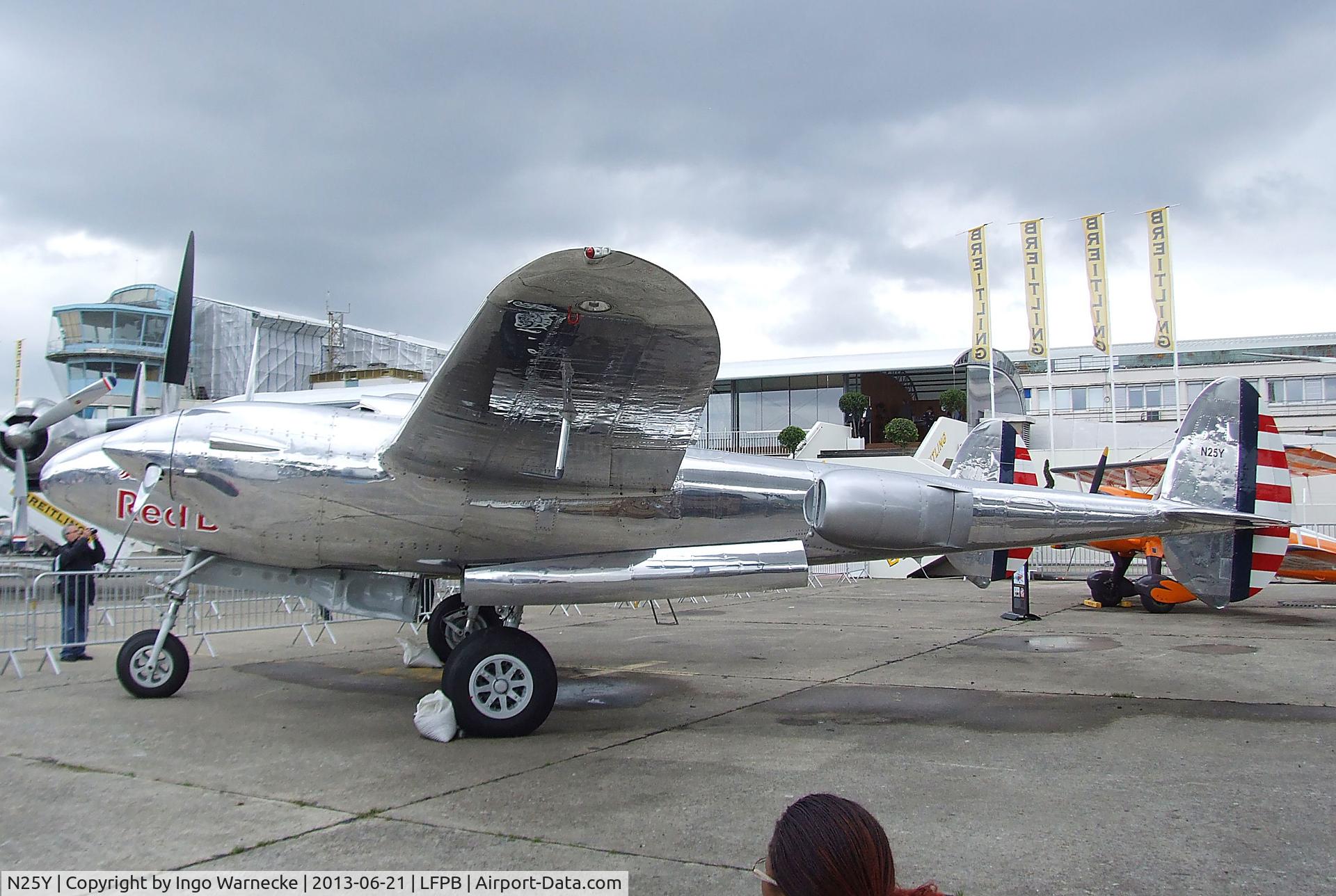 N25Y, 1944 Lockheed P-38L-5LO Lightning C/N AF44-53254, Lockheed P-38L Lightning at the Aerosalon 2013, Paris
