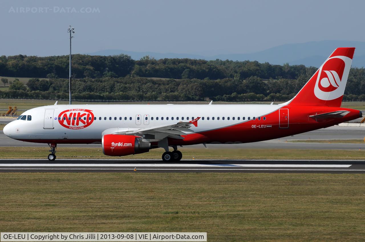 OE-LEU, 2006 Airbus A320-214 C/N 2902, NIKI
