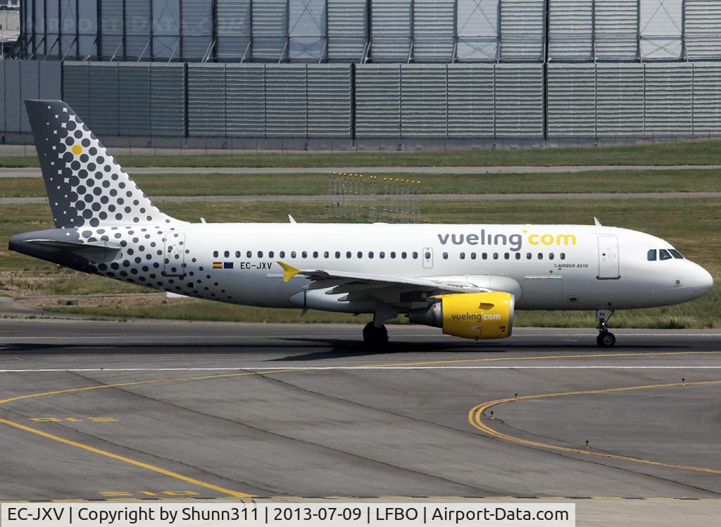 EC-JXV, 2006 Airbus A319-111 C/N 2897, Landing rwy 14R in his new corporate identity...