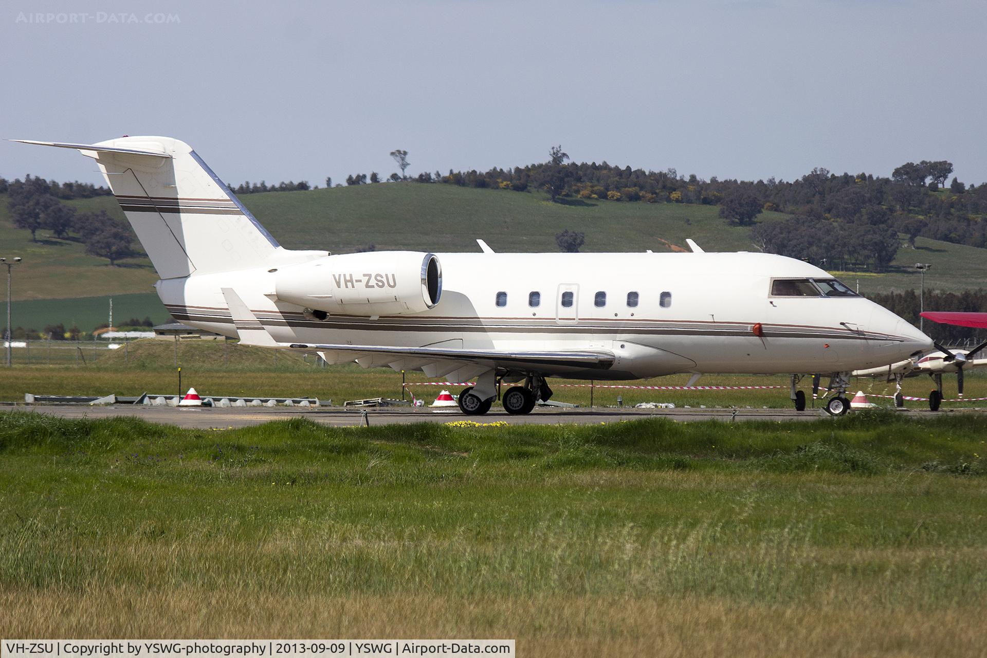 VH-ZSU, 1983 Canadair Challenger 600 (CL-600-1A11) C/N 1078, Revesco Aviation (VH-ZSU) Canadair CL-600-1A11 Challenger 600 at the Douglas Aerospace hangar at Wagga Wagga Airport.