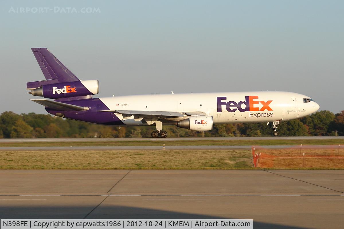 N398FE, 1979 McDonnell Douglas MD-10-10F C/N 46634, MD10 roaring out of MEM