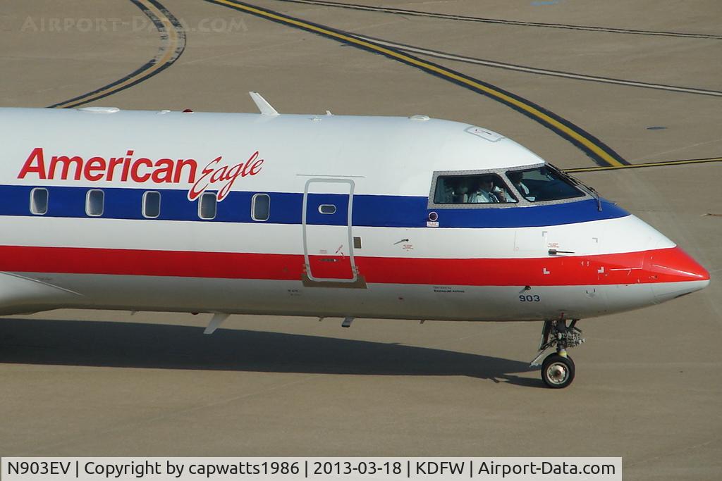 N903EV, 2002 Bombardier CRJ-200ER (CL-600-2B19) C/N 7621, EV @ DFW