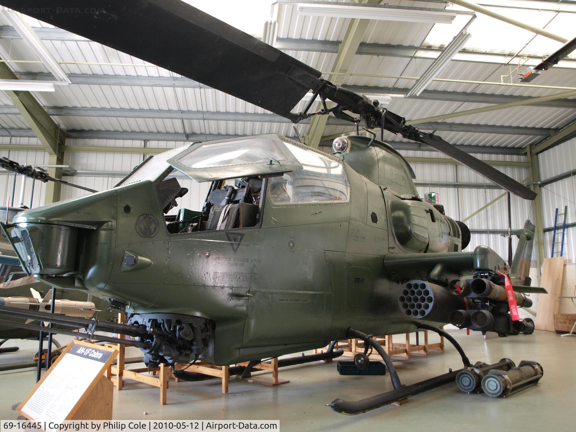69-16445, 1969 Bell AH-1 F Cobra C/N 20877, Defence Academy of the United Kingdom, Shrivenham