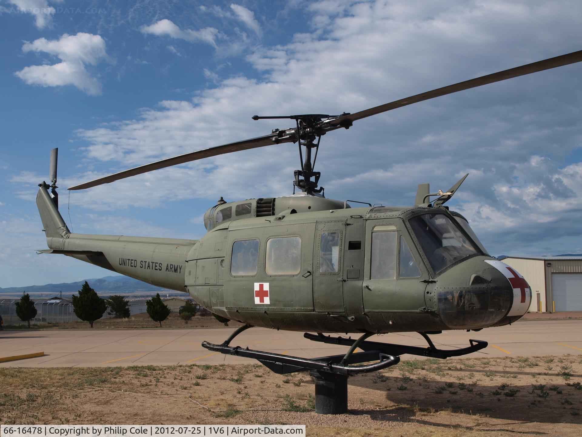 66-16478, Bell UH-1H Iroquois C/N 8672, Leo Boston Vietnam Memorial Park