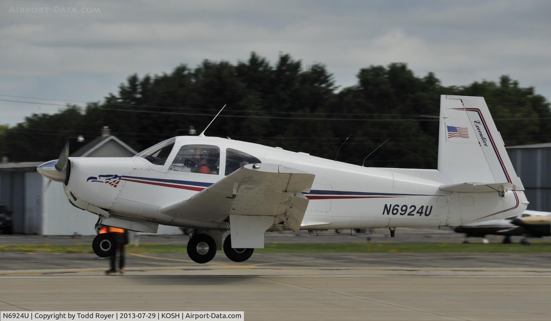 N6924U, 1964 Mooney M20E C/N 294, Airventure 2013