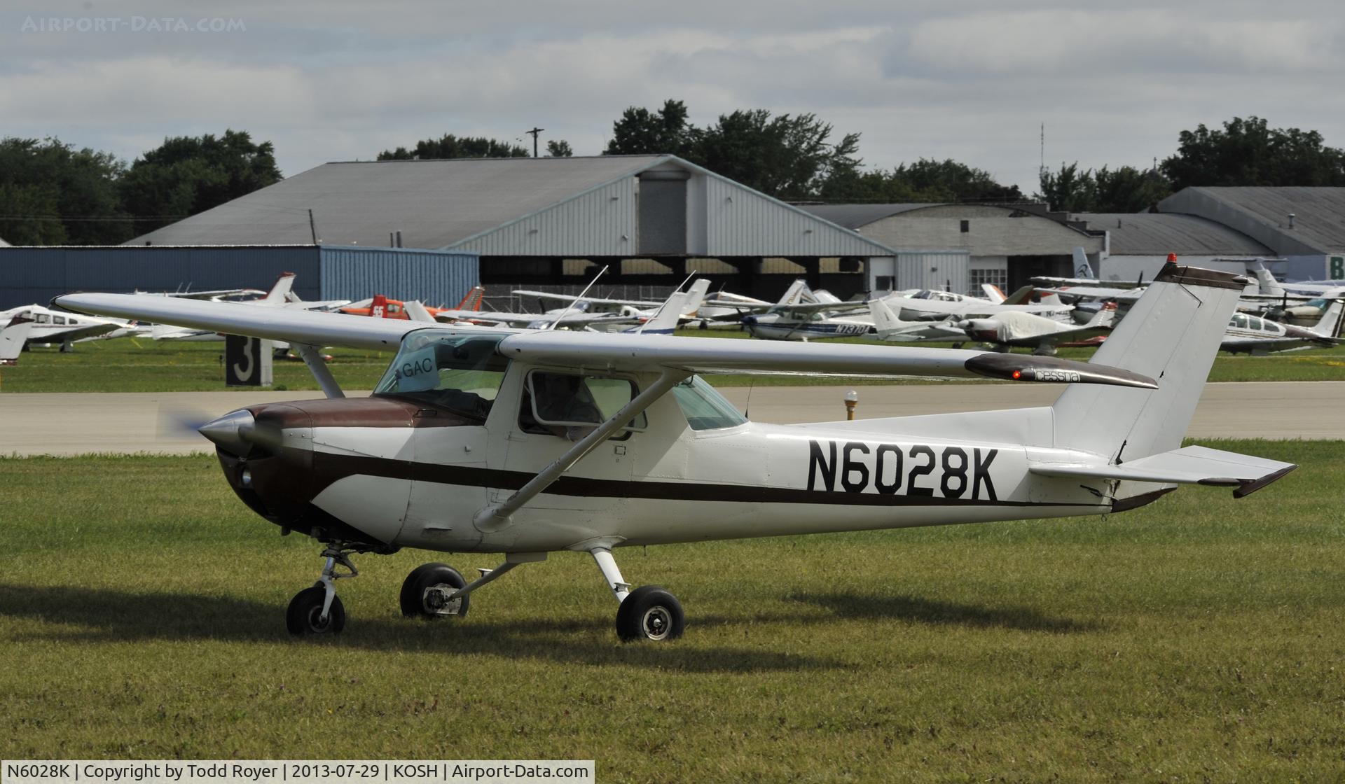 N6028K, 1975 Cessna 150M C/N 15077480, Airventure 2013
