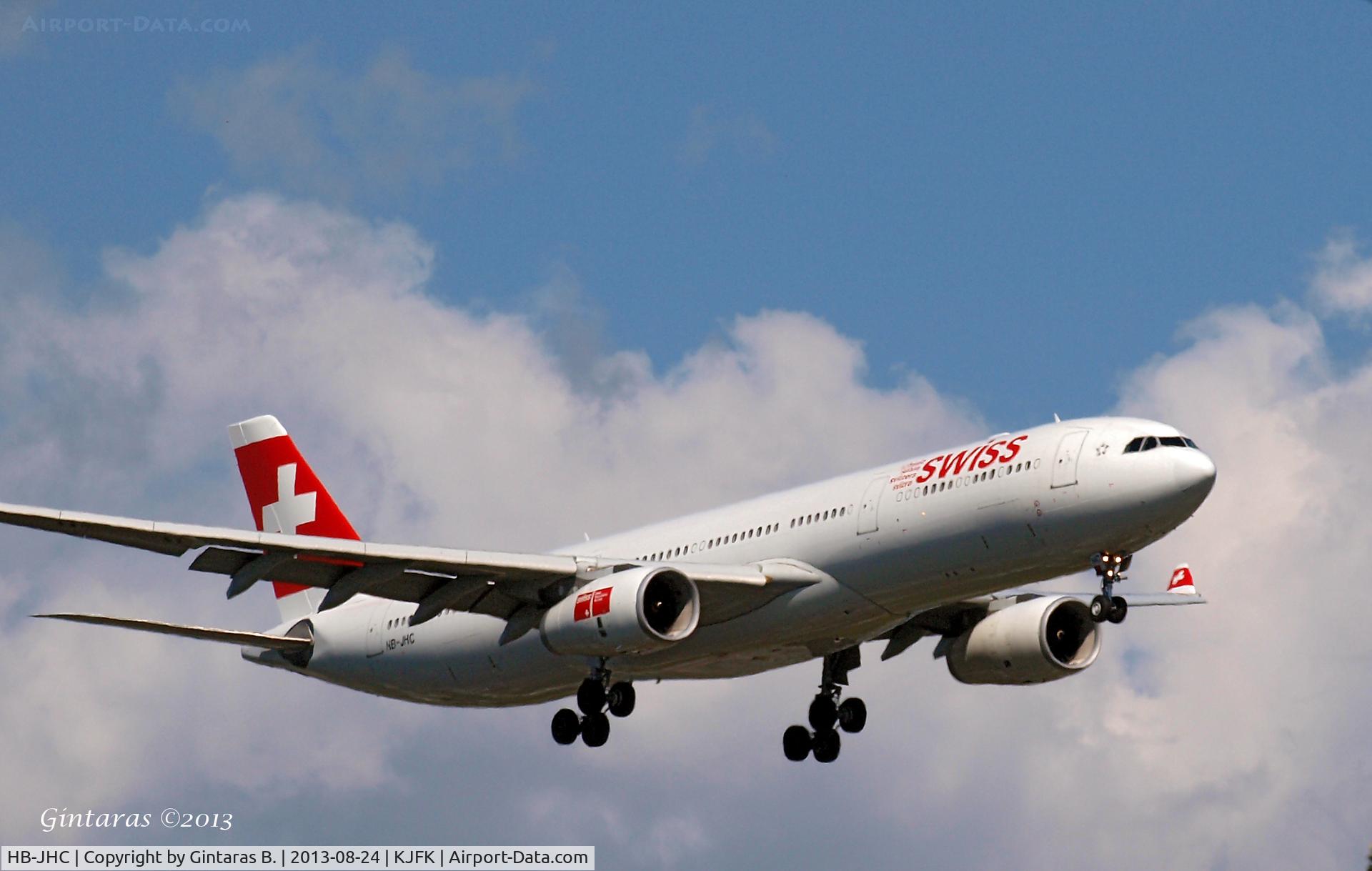 HB-JHC, 2009 Airbus A330-343X C/N 1029, Going to a landing on 22L @ JFK