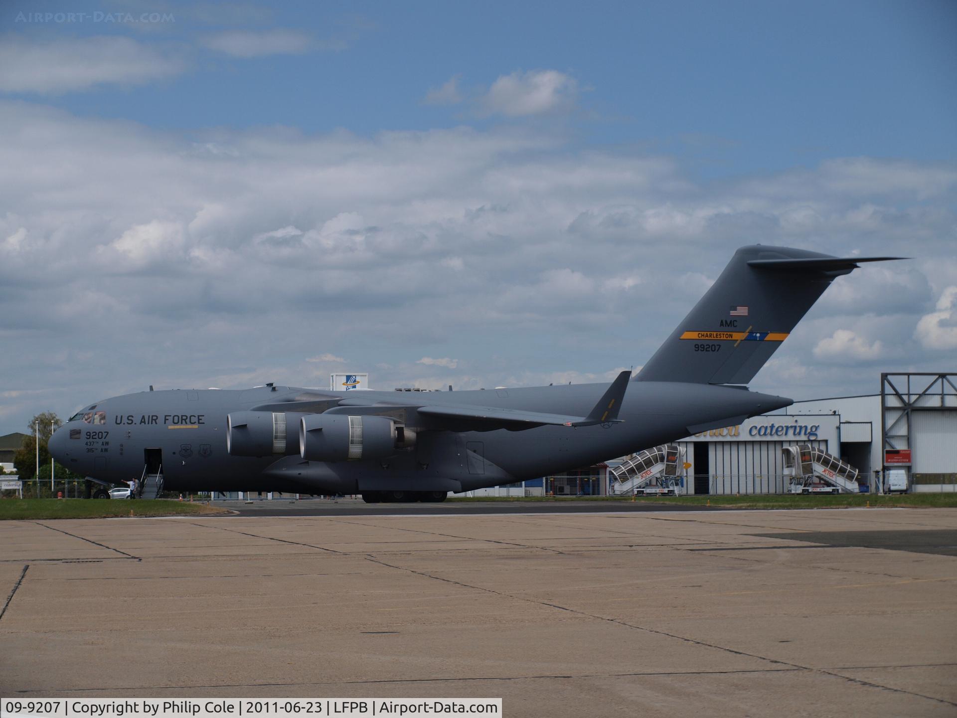 09-9207, 2011 Boeing C-17A Globemaster III C/N P-207, Paris Tradeshow 2011