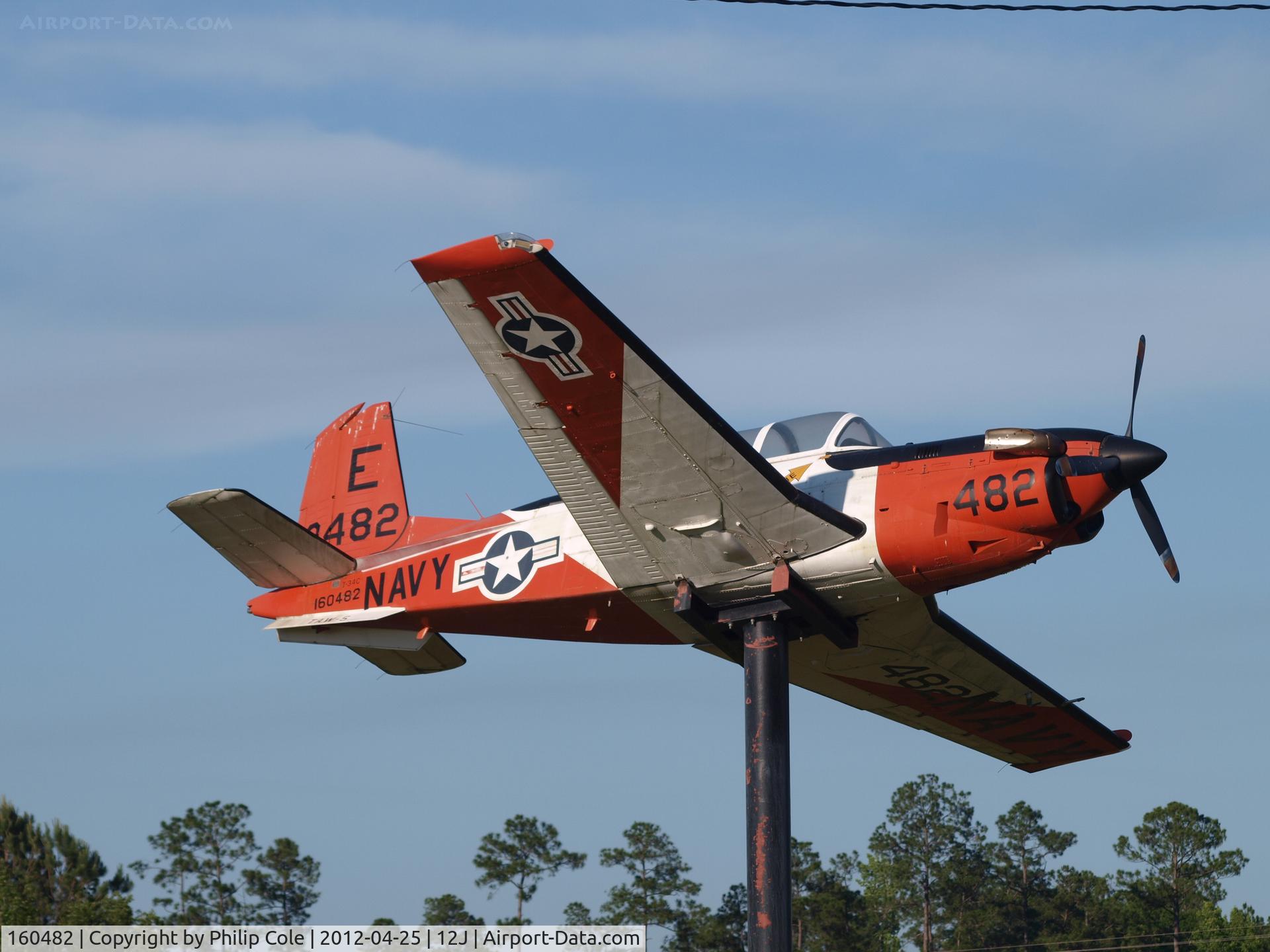 160482, Beech T-34C Turbo Mentor C/N GL-39, Gate Guard