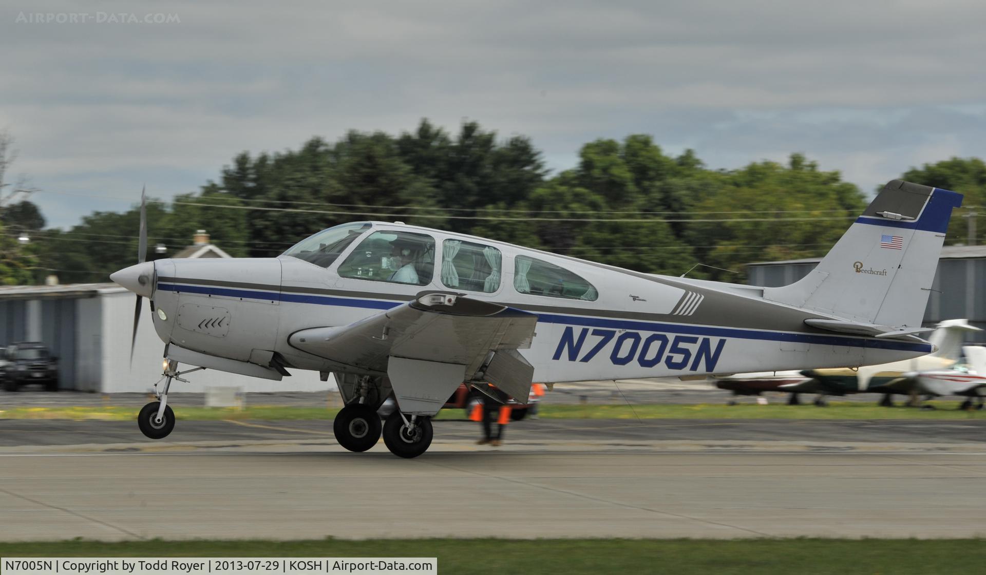 N7005N, 1967 Beech E33A Bonanza C/N CE-184, Airventure 2013