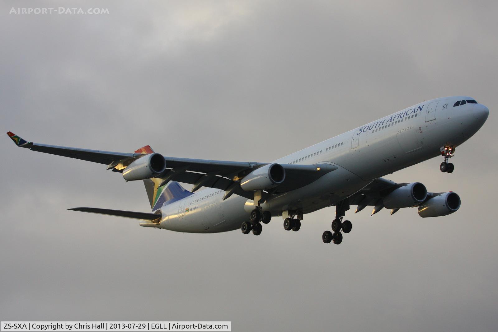 ZS-SXA, 2003 Airbus A340-313E C/N 544, South African Airways