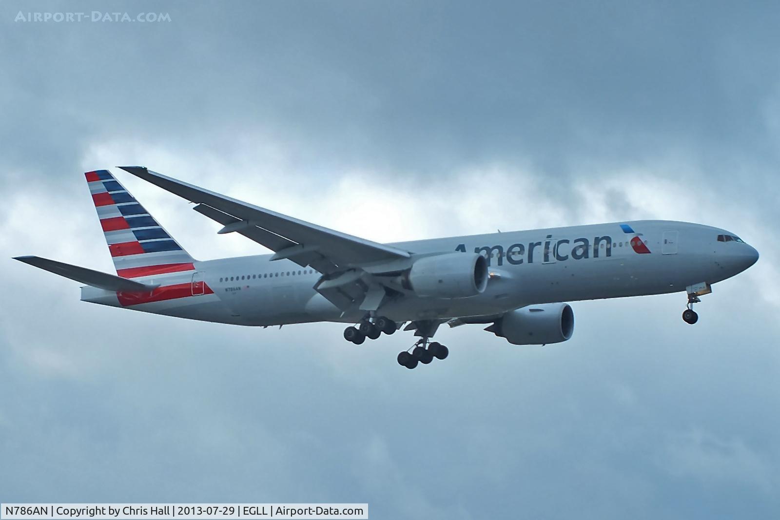 N786AN, 2000 Boeing 777-223 C/N 30250, American Airlines
