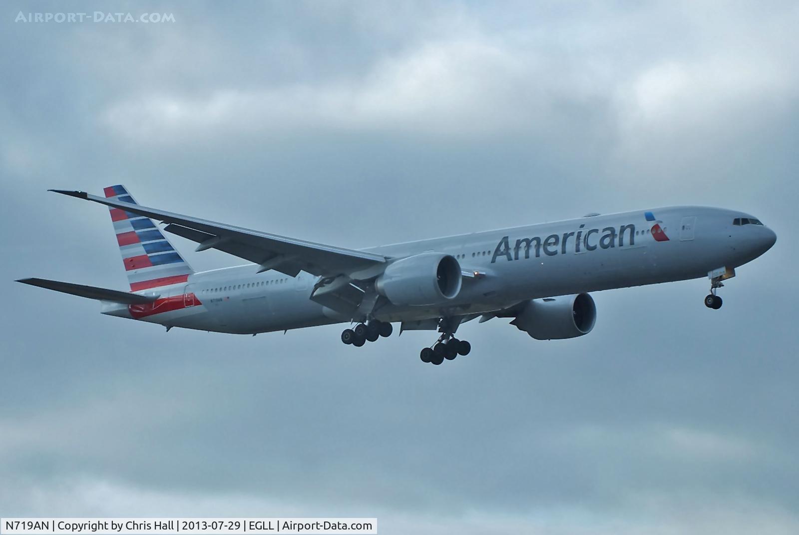 N719AN, 2013 Boeing 777-323/ER C/N 41668, American Airlines