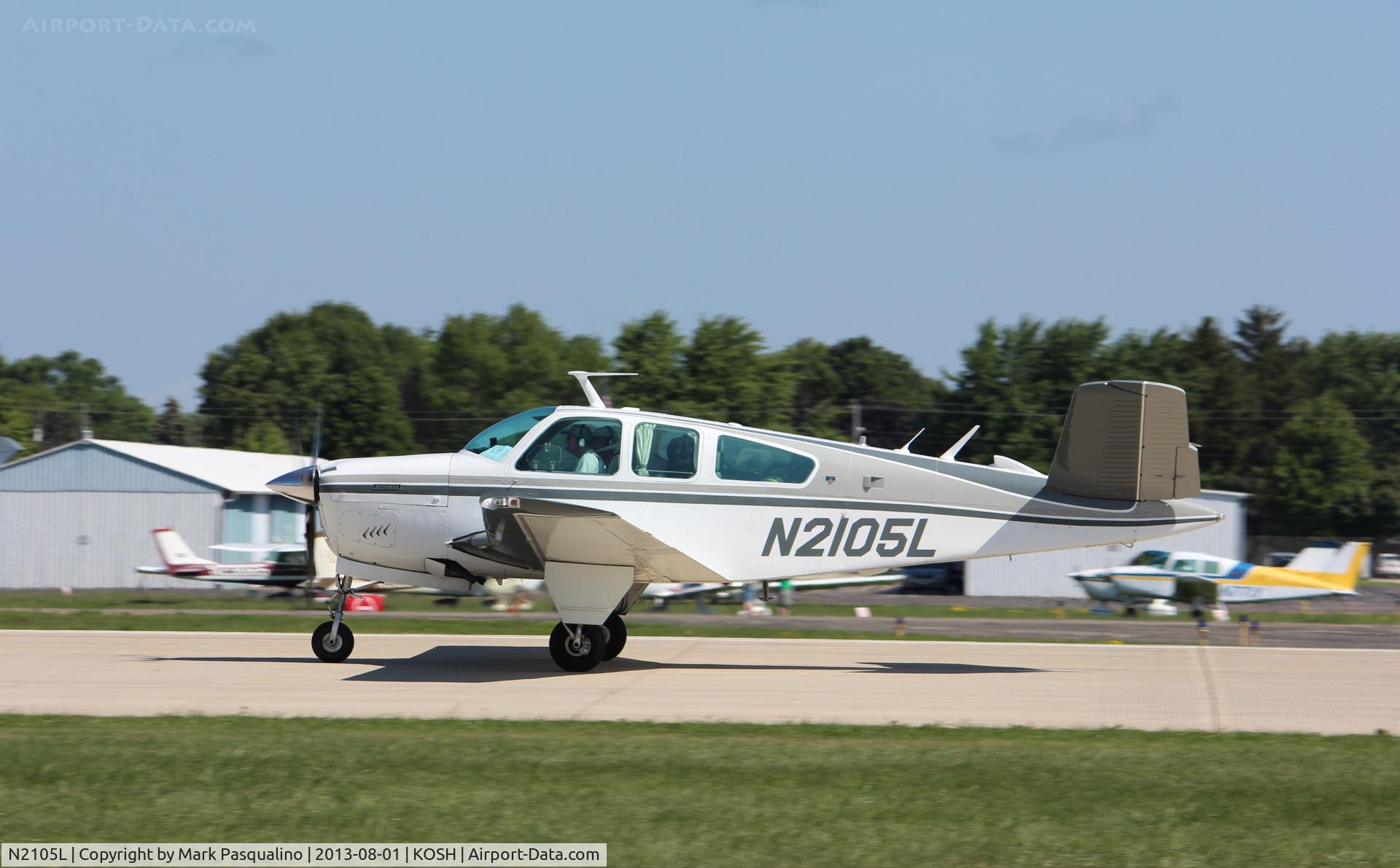 N2105L, 1976 Beech V35B Bonanza C/N D-9912, Beech V35B