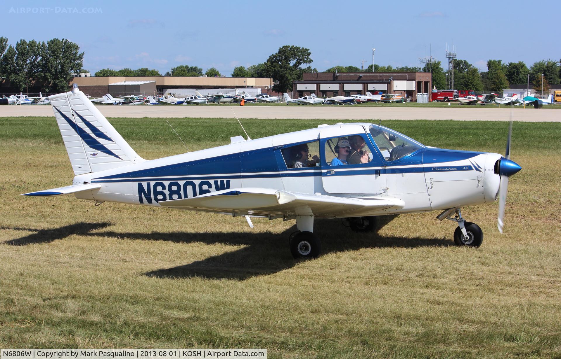 N6806W, 1965 Piper PA-28-140 Cherokee C/N 28-20941, Piper PA-28-140