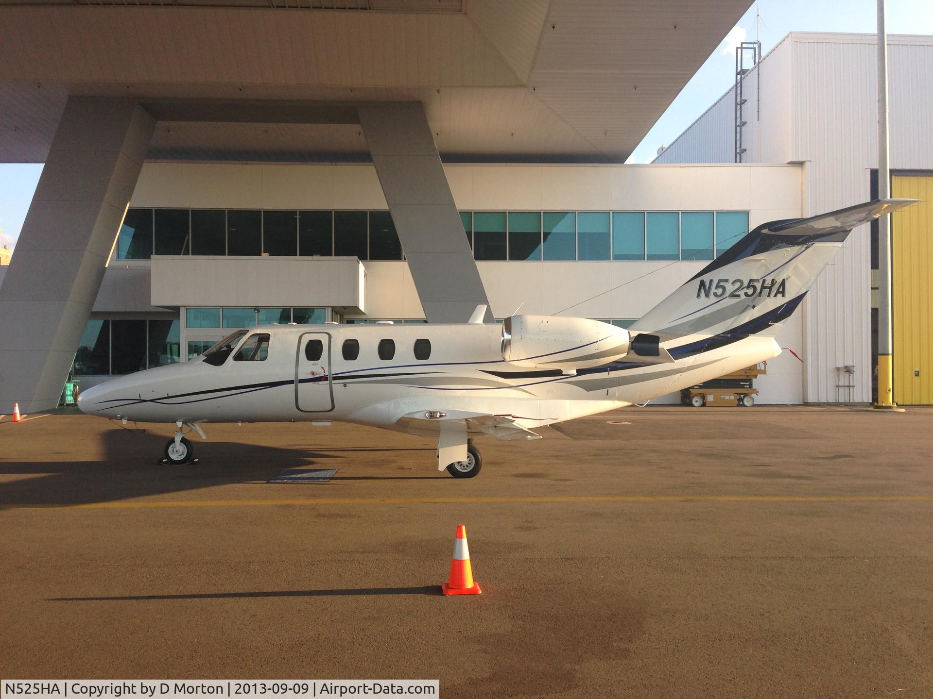 N525HA, 1994 Cessna 525 CitationJet CJ1 C/N 525-0081, CE525