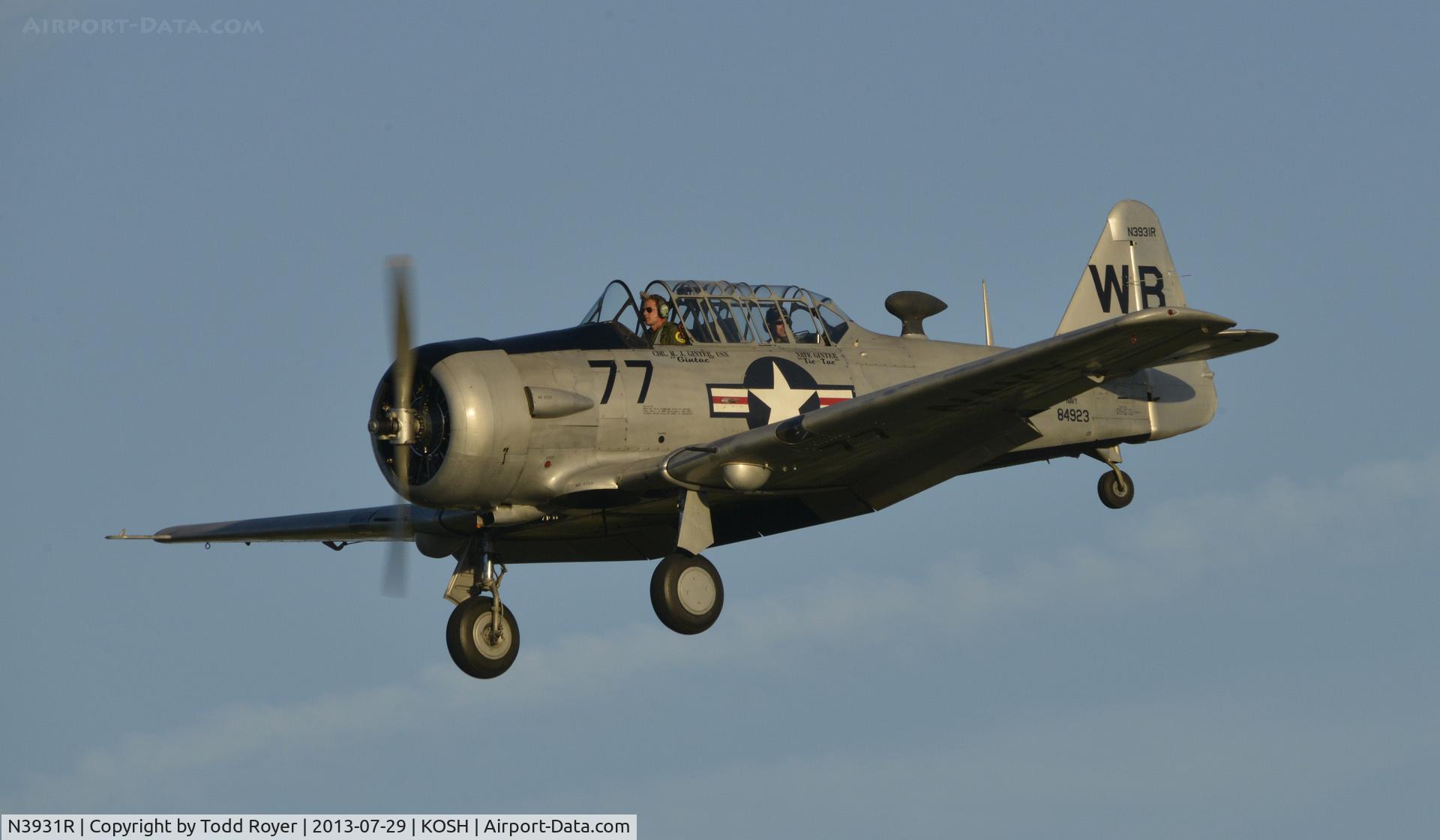 N3931R, North American AT-6B Texan C/N 84-923, Airventure 2013