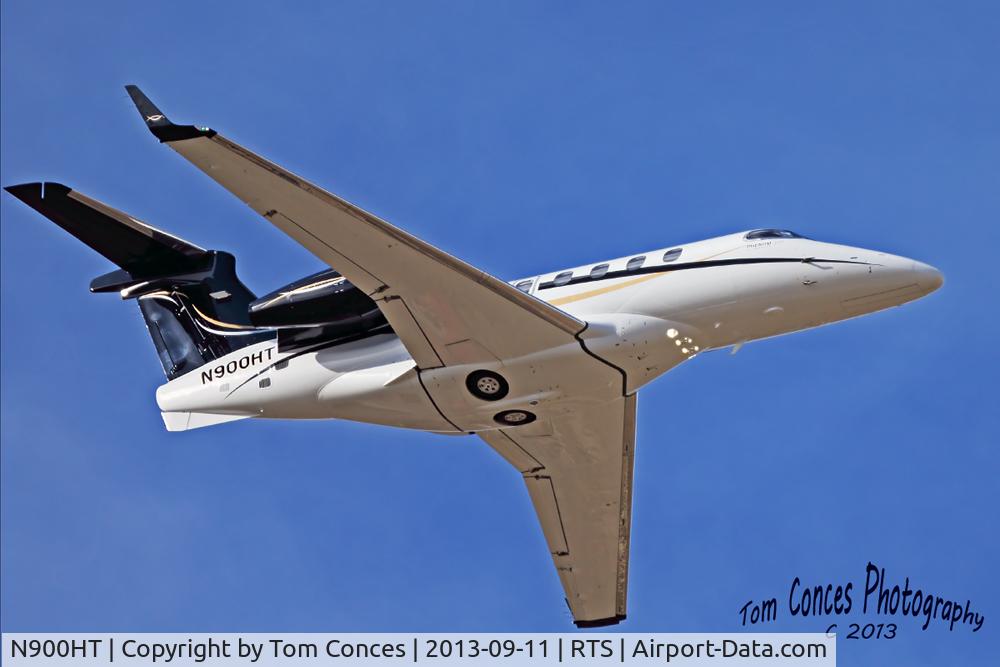 N900HT, 2011 Embraer EMB-505 Phenom 300 C/N 50500061, Aircraft on final for Reno Stead following championship air race demo or practice.