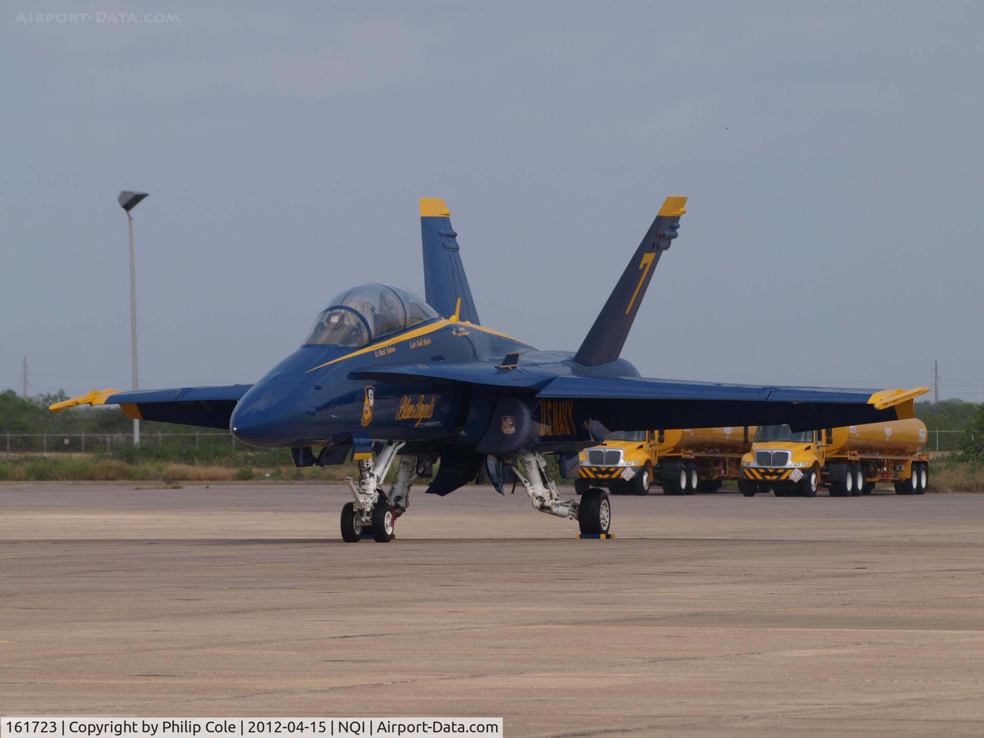 161723, McDonnell Douglas F/A-18B Hornet C/N 0073/B022, Kingsville NAS Airshow 2012