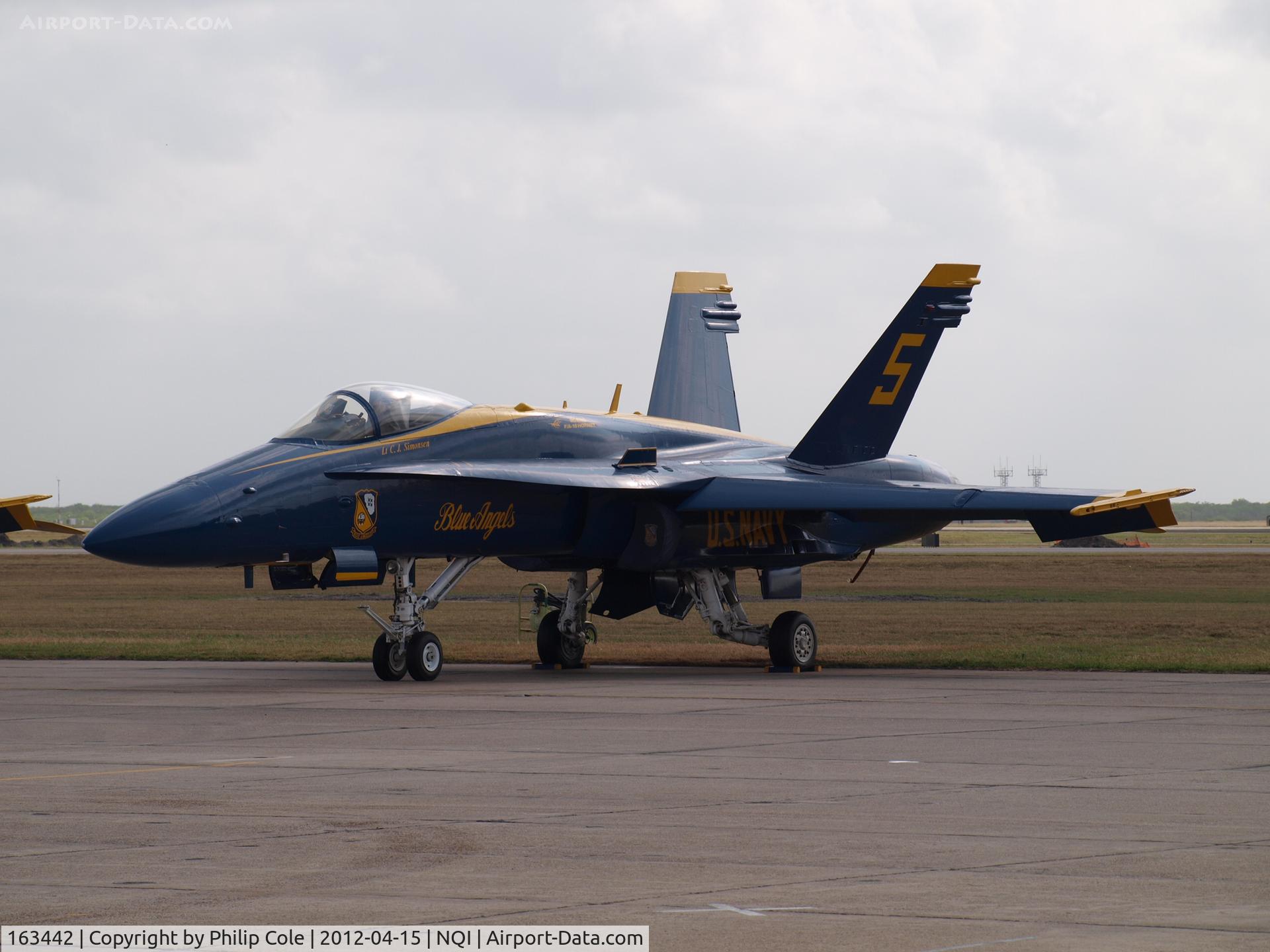 163442, 1987 McDonnell Douglas F/A-18C Hornet C/N 0645/C013, Kingsville NAS Airshow 2012