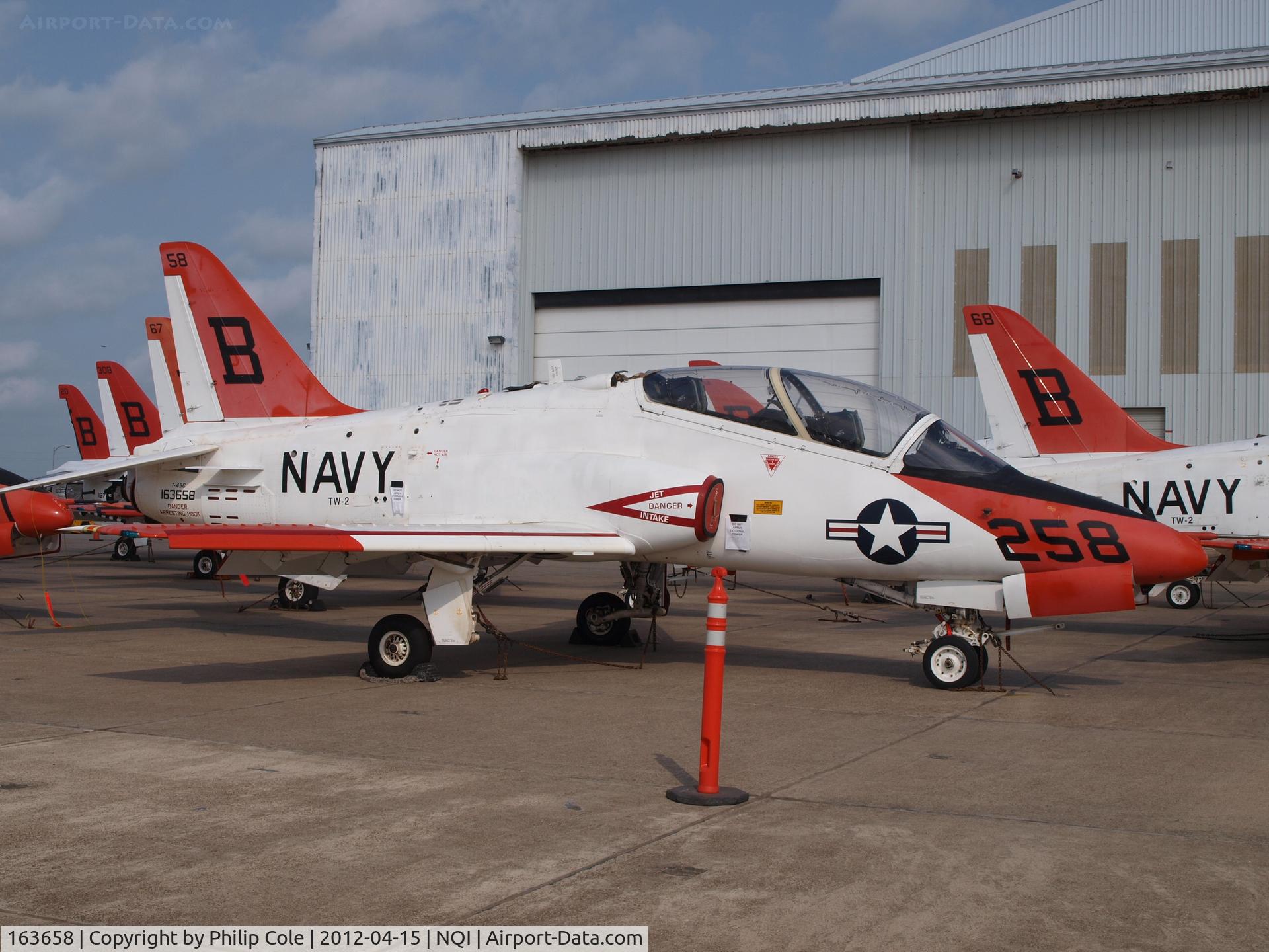 163658, McDonnell Douglas T-45A Goshawk C/N A060, Kingsville NAS Airshow 2012