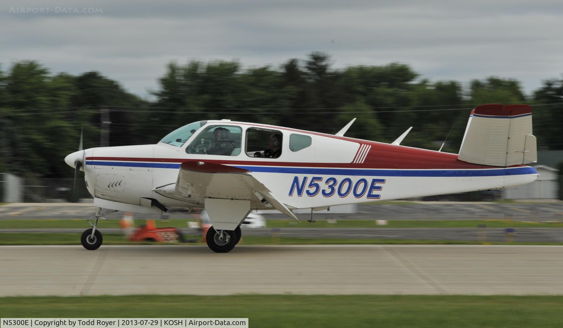 N5300E, 1958 Beech K35 Bonanza C/N D-5765, Airventure 2013