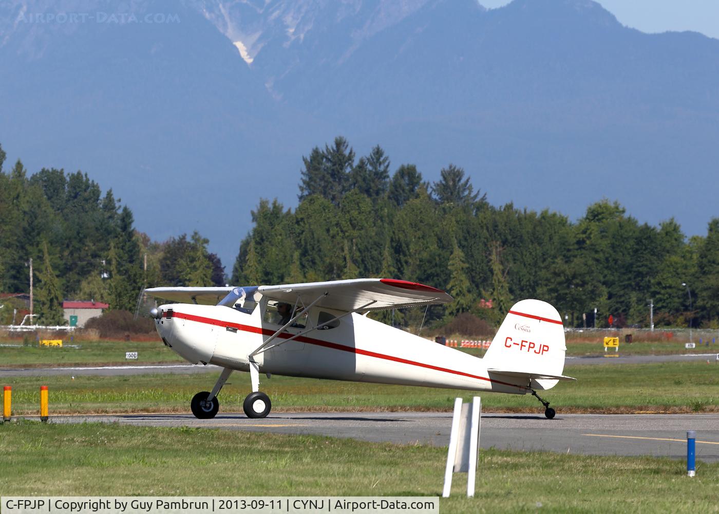 C-FPJP, 1946 Cessna 140 C/N 8279, Holding short