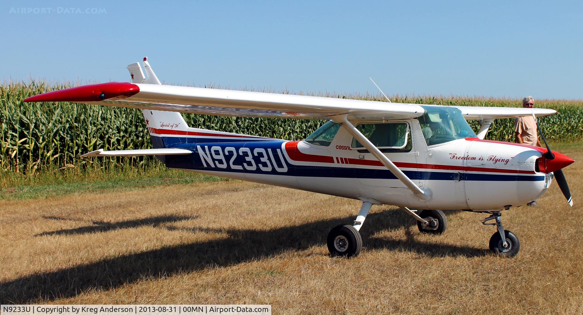 N9233U, 1976 Cessna 150M C/N 15078183, 2013 Battle Lake Fly-in