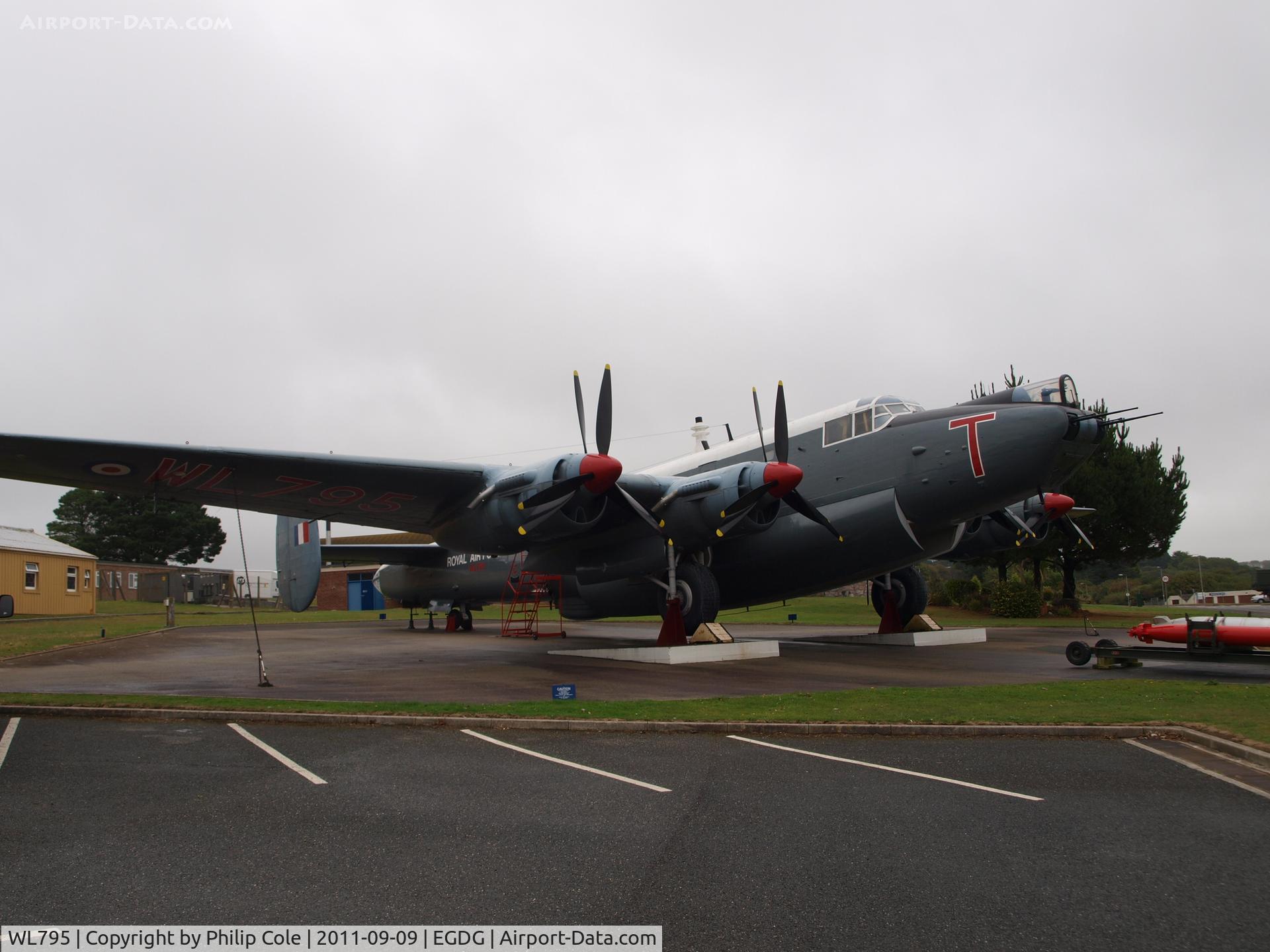 WL795, 1953 Avro 716 Shackleton AEW.2 C/N Not found WL795, Gate Guard