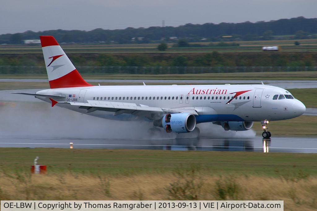 OE-LBW, 2001 Airbus A320-214 C/N 1678, Austrian Airlines Airbus A320