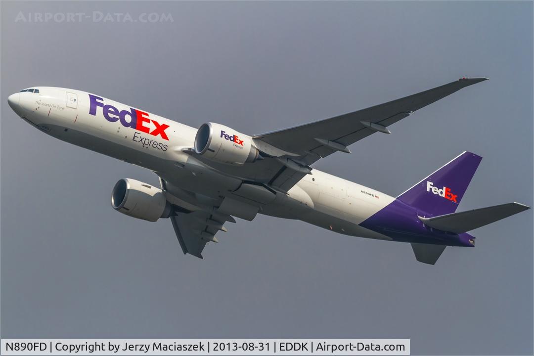 N890FD, 2012 Boeing 777-FS2 C/N 41439, Boeing 777-FS2