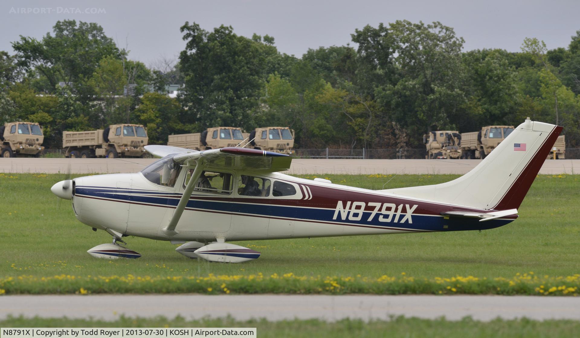 N8791X, 1961 Cessna 182D Skylane C/N 18253191, Airventure 2013