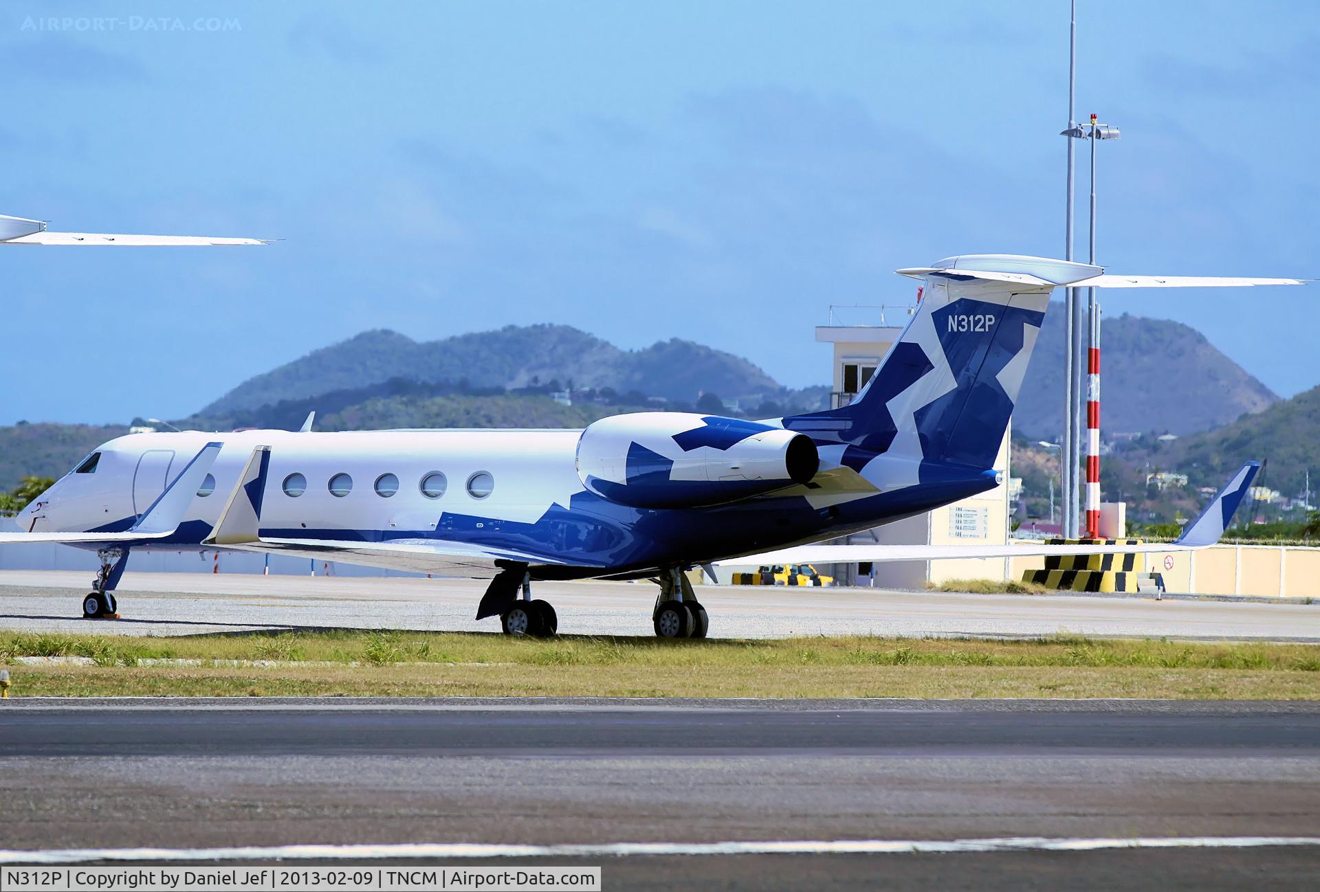 N312P, 2009 Dassault Falcon 7X C/N 72, N312P