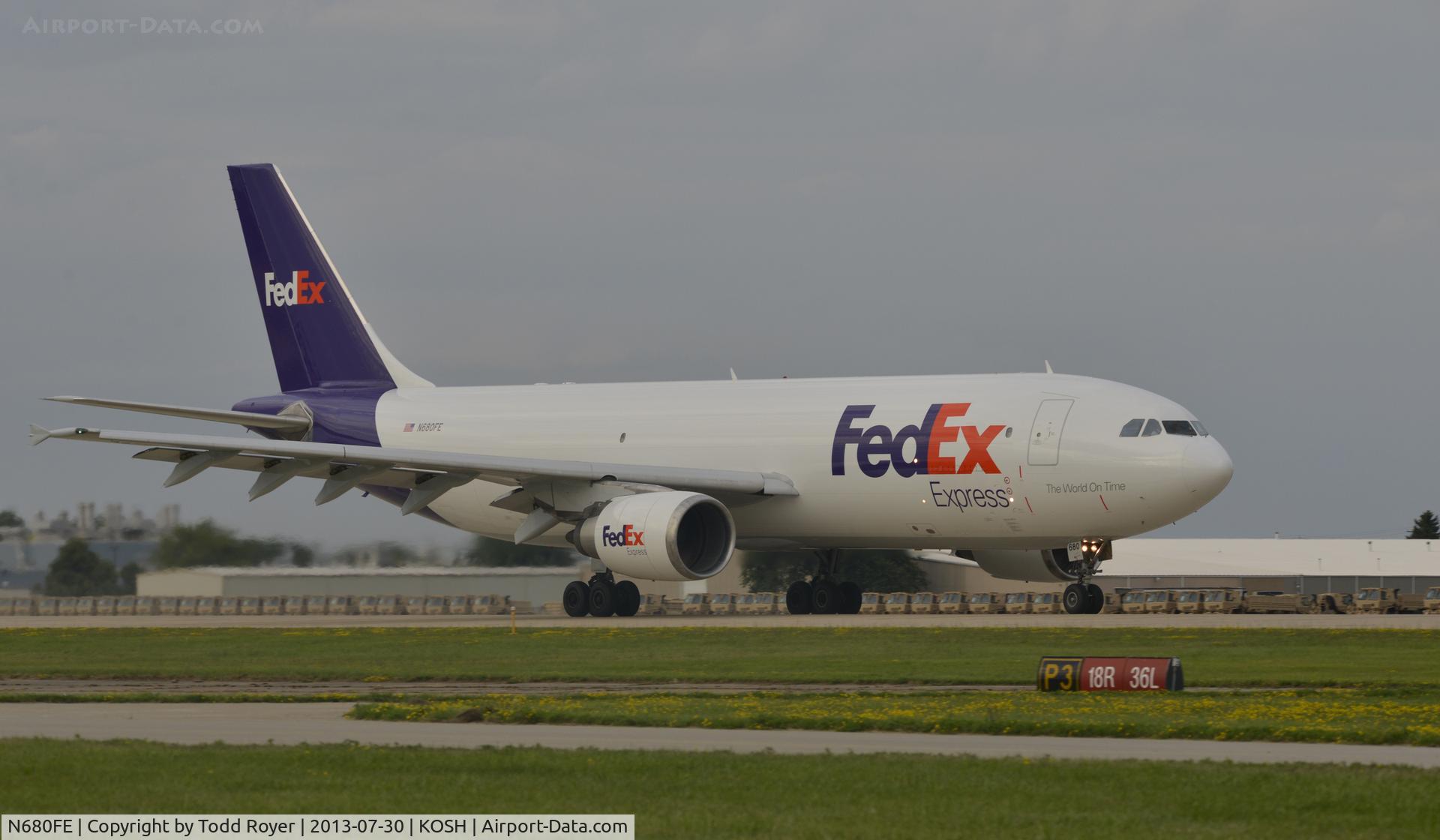 N680FE, 1998 Airbus A300F4-605R C/N 794, Airventure 2013
