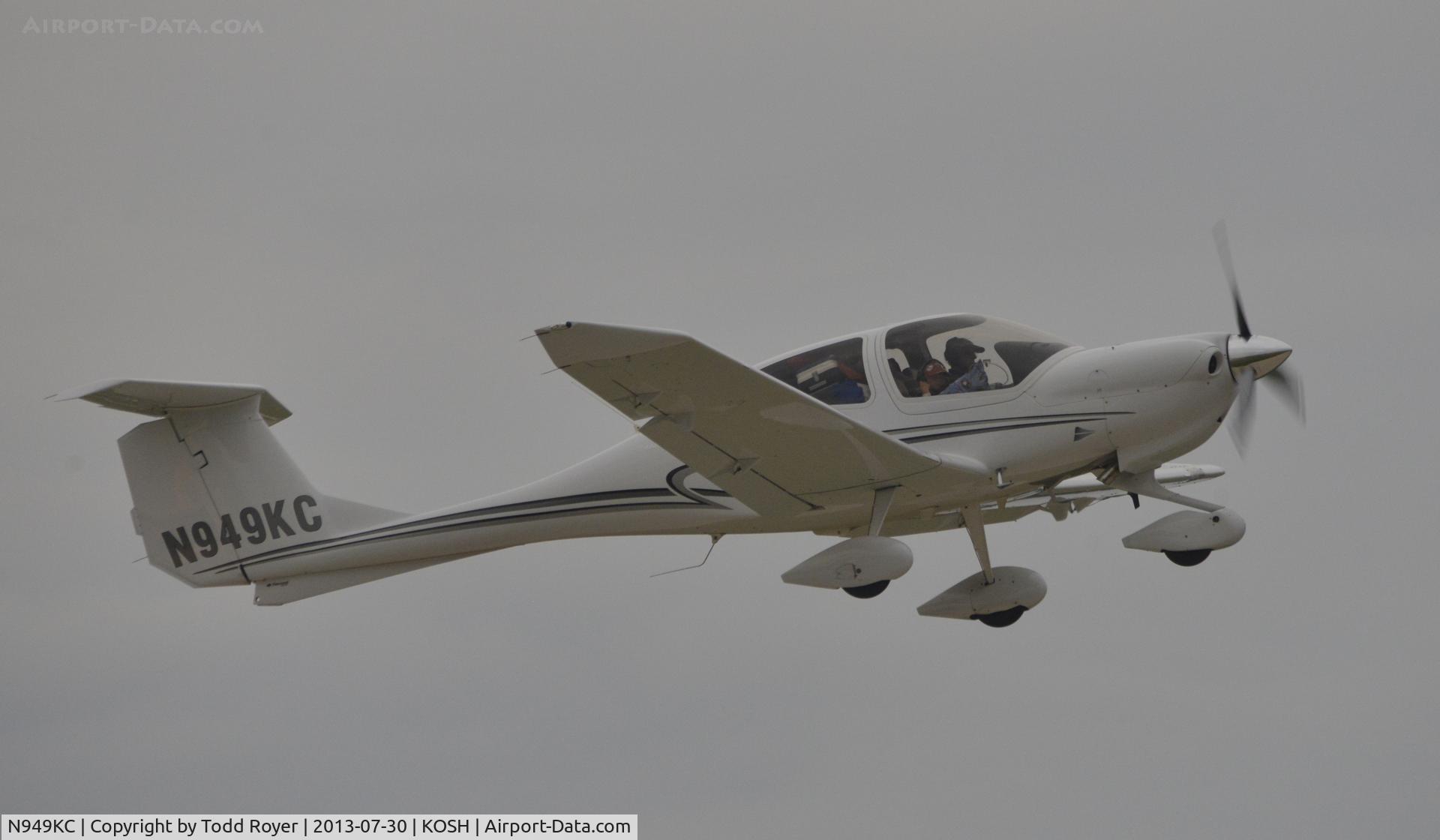 N949KC, 2008 Diamond DA-40 Diamond Star C/N 40.949, Airventure 2013