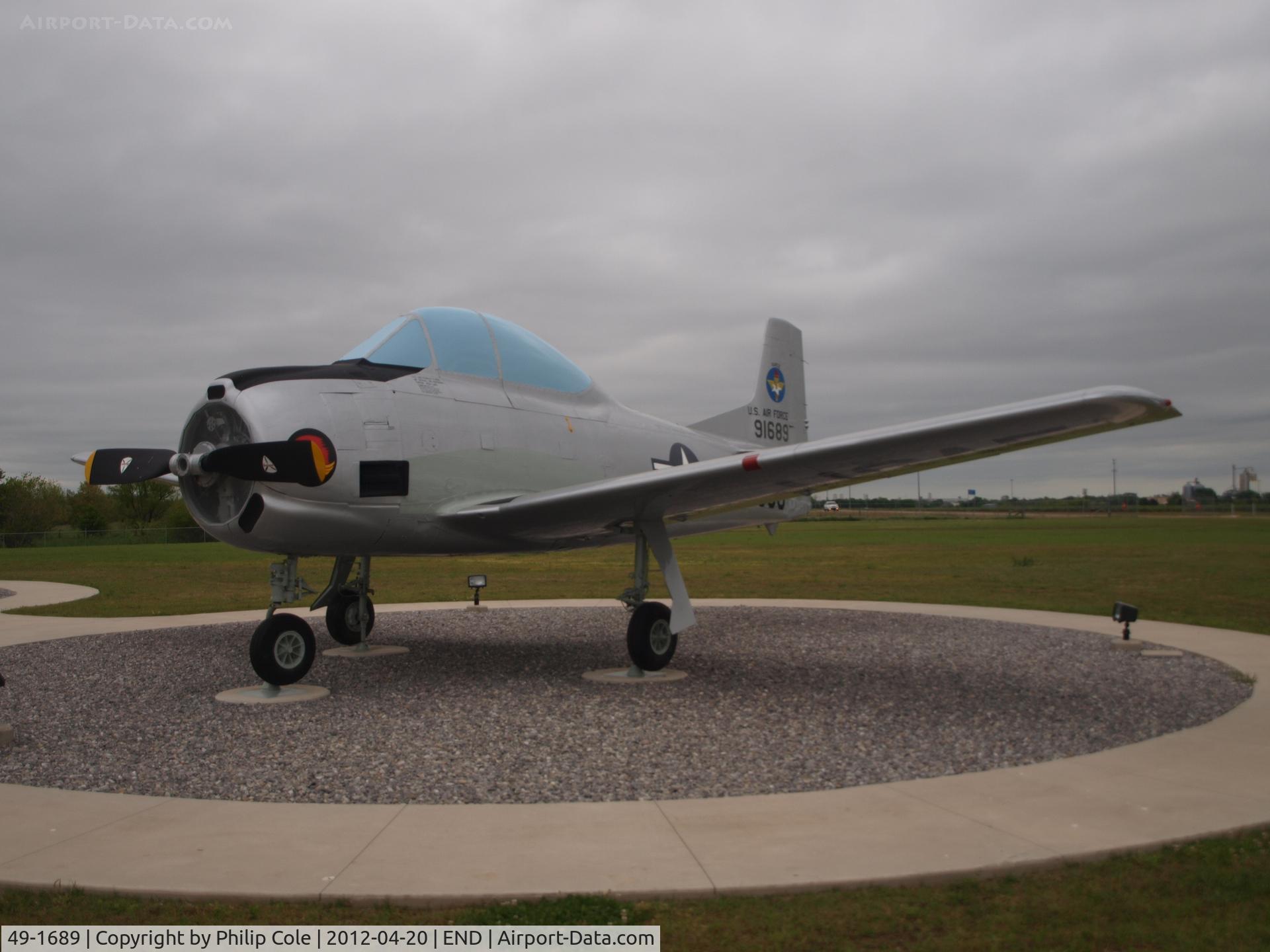 49-1689, 1949 North American T-28A Trojan C/N 159-201, Vance AFB Heritage Park