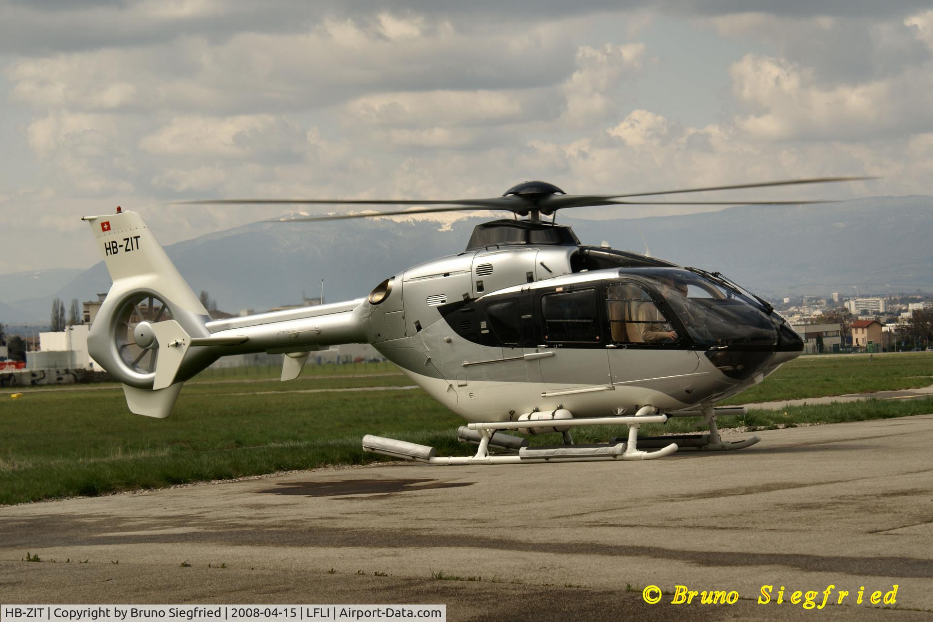 HB-ZIT, 2006 Eurocopter EC-135T-2+ C/N 0511, Helicopter