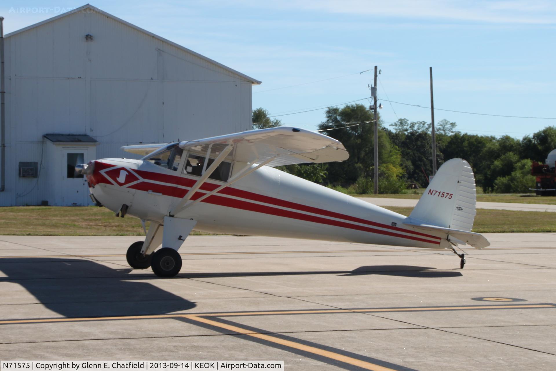 N71575, 1946 Luscombe 8A C/N 3002, Taxiing in to parking