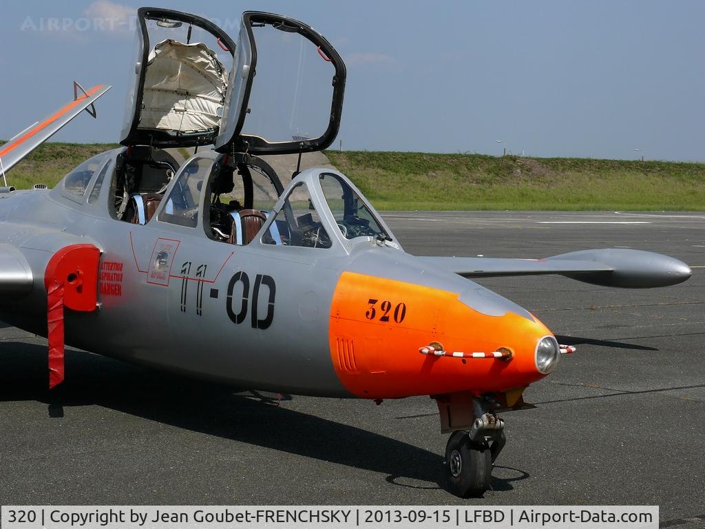 320, Fouga CM-170 Magister C/N 320, Conservatoire de l'Air et de l'Espace d'Aquitaine's collection.