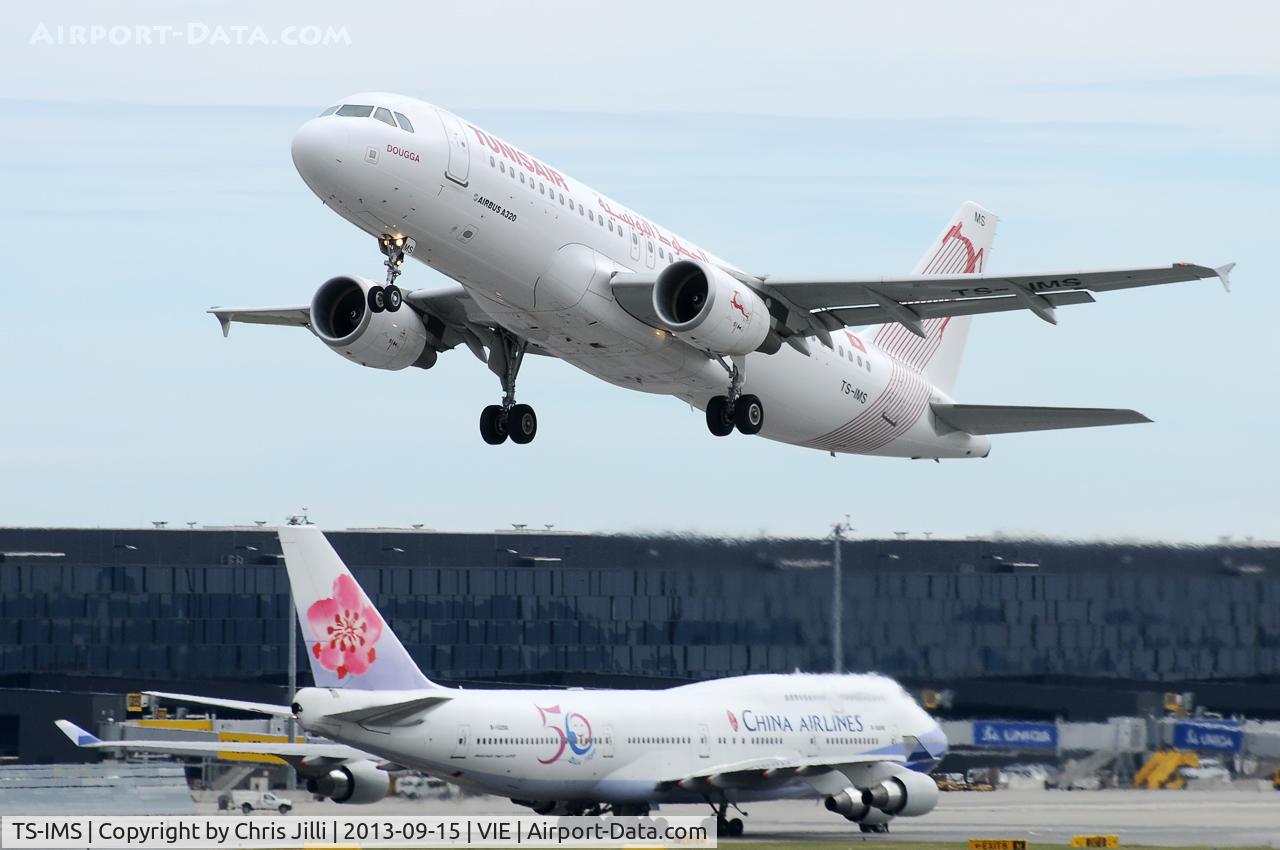 TS-IMS, 2011 Airbus A320-214 C/N 4689, Tunisair