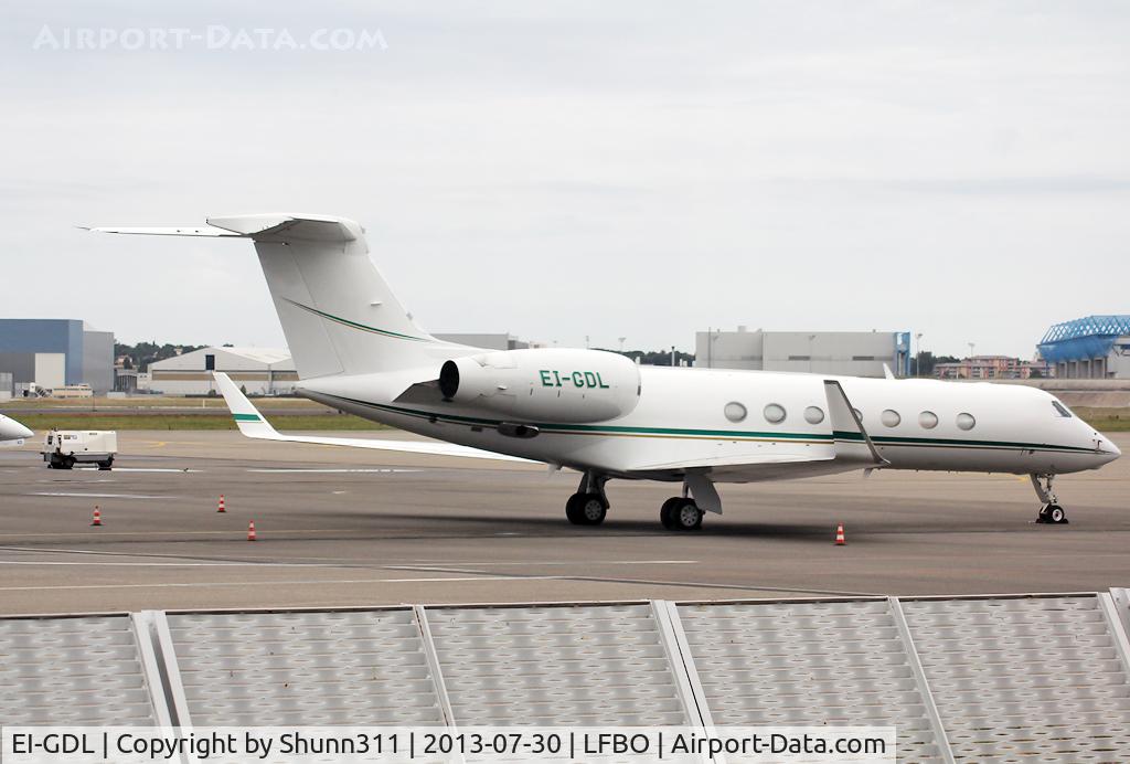 EI-GDL, 2005 Gulfstream Aerospace GV-SP (G550) C/N 5068, Parked at the old Terminal...
