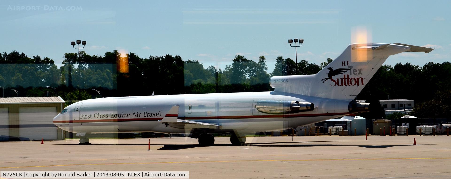 N725CK, 1980 Boeing 727-224 C/N 22252, Aircraft used to transport race horses