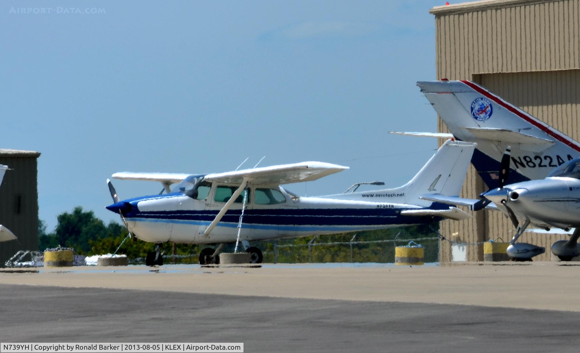 N739YH, 1978 Cessna 172N C/N 17270909, Lexington